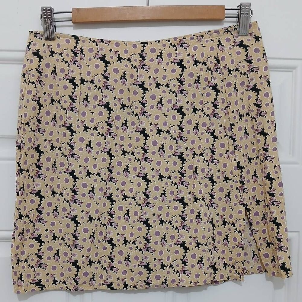 Motel hand made womens small mini skirt 100% viscose silk yellow purple floral